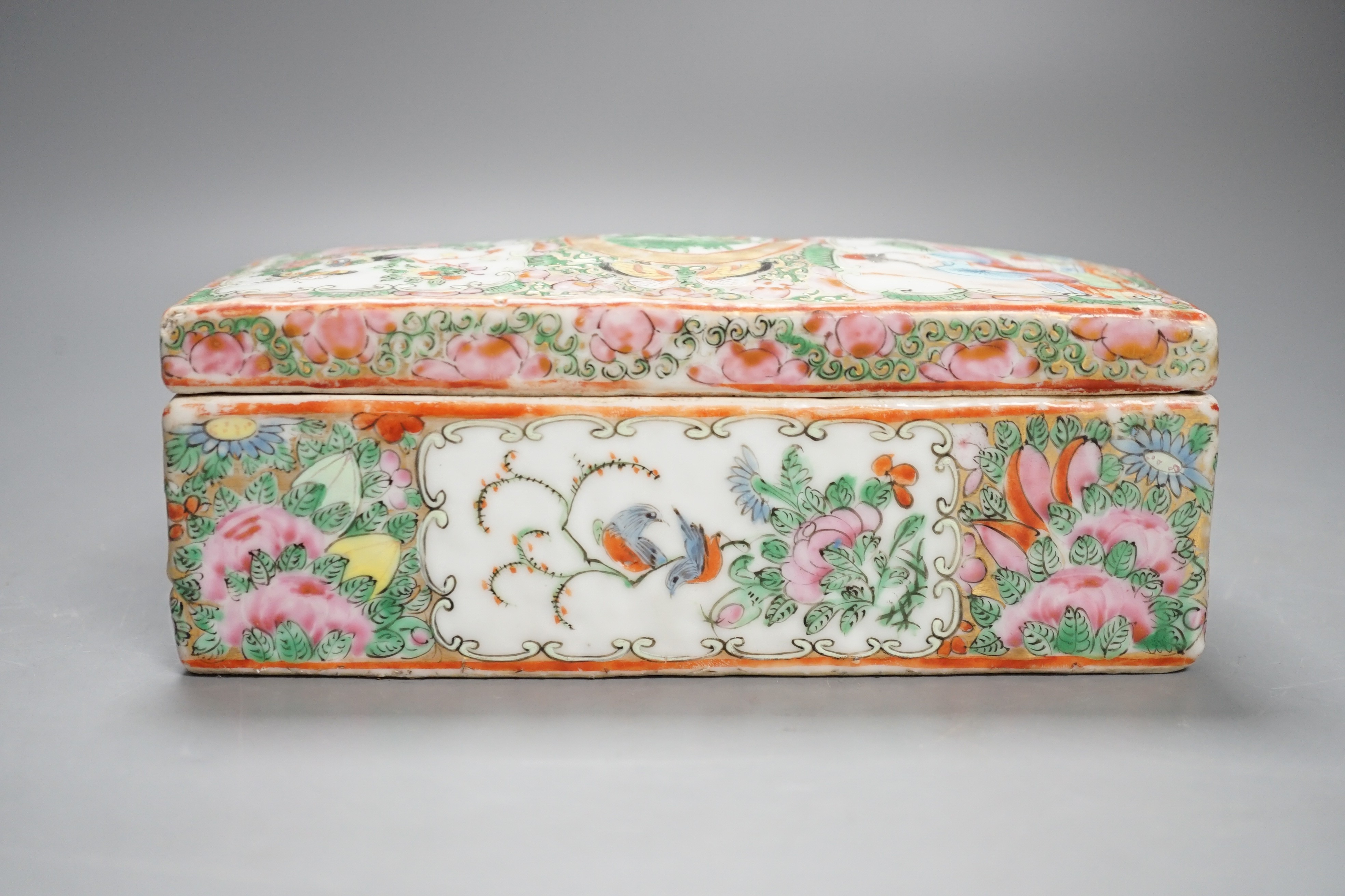 A 19th century Chinese famille rose pen box 18cm